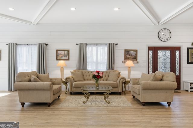 761 E Wolf Creek Road, Tiger, GA 30576