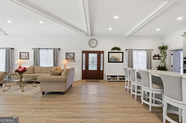 761 E Wolf Creek Road, Tiger, GA 30576