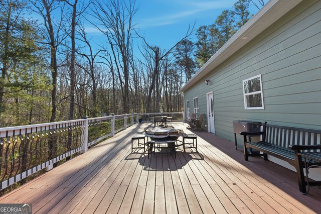 761 E Wolf Creek Road, Tiger, GA 30576