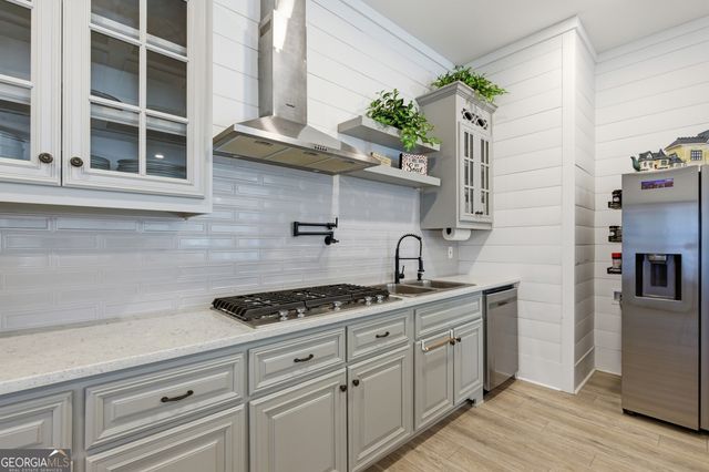 761 E Wolf Creek Road, Tiger, GA 30576