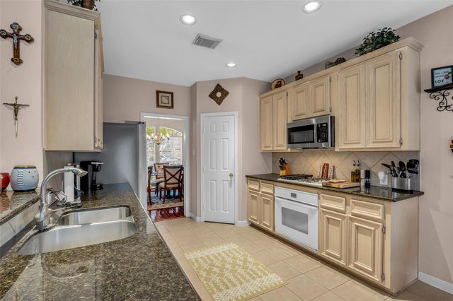 5710 Rose Hill Court, Rosharon, TX 77583