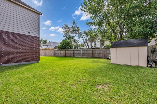 5710 Rose Hill Court, Rosharon, TX 77583