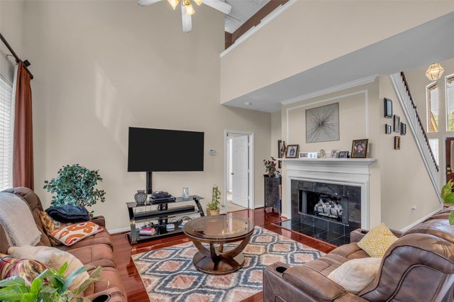 5710 Rose Hill Court, Rosharon, TX 77583