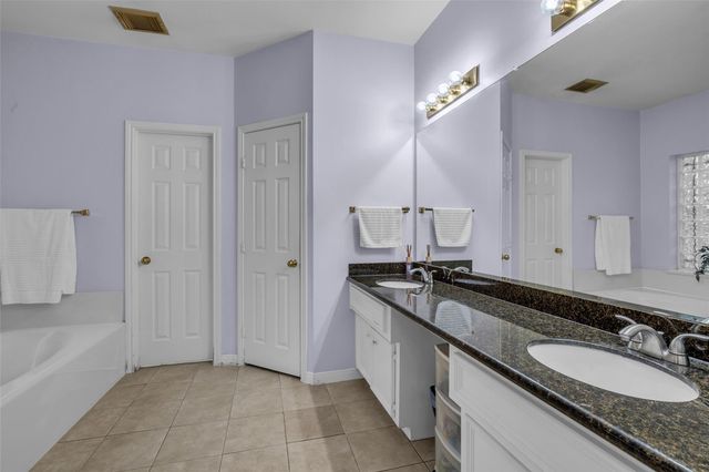 5710 Rose Hill Court, Rosharon, TX 77583