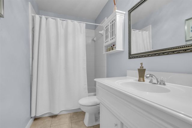 5710 Rose Hill Court, Rosharon, TX 77583