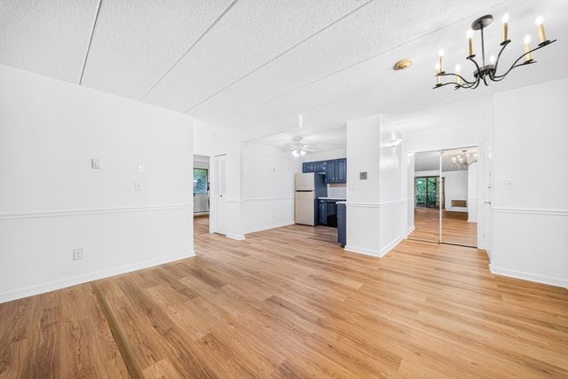 85 Commons Drive 301, Shrewsbury, MA 01545