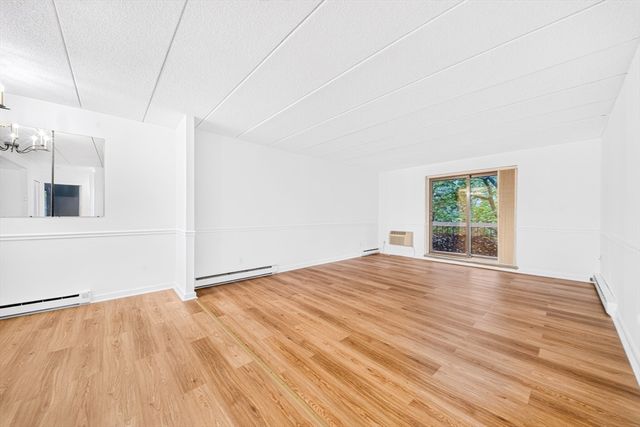 85 Commons Drive 301, Shrewsbury, MA 01545