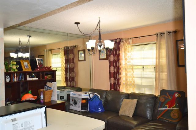 5570 NW 44th Street 318a, Lauderhill, FL 33319
