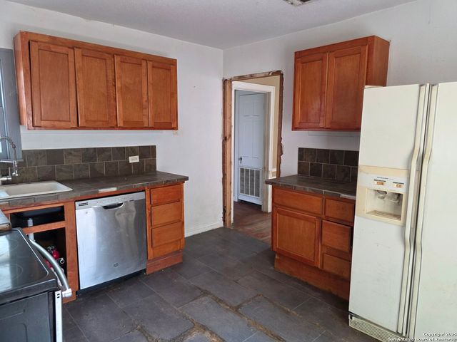 629 Westwood, San Antonio, TX 78212