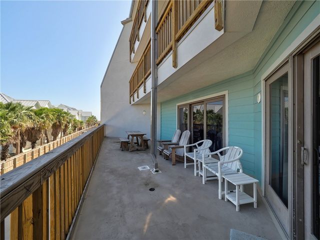 5973 State Highway 361 103, Port Aransas, TX 78373