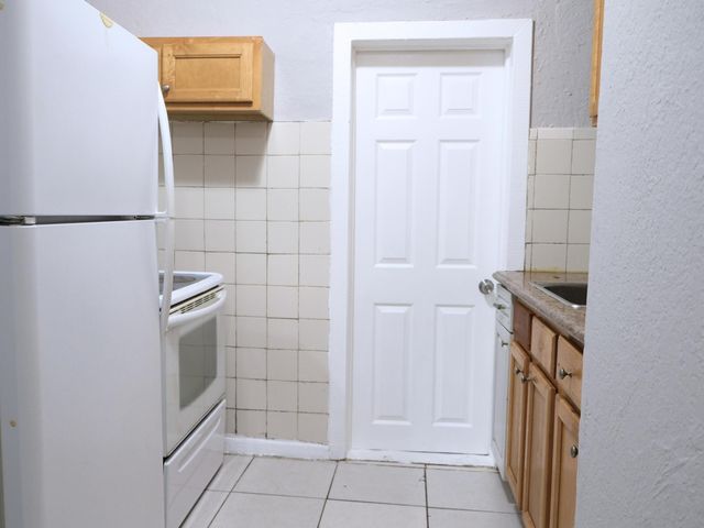 1104 22ND Street A, West Palm Beach, FL 33407