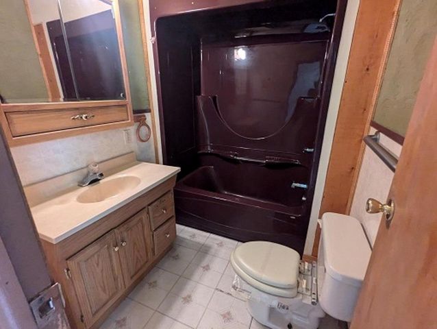 501 S MAIN STREET, Loyal, WI 54446