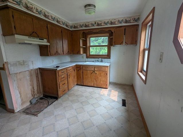 501 S MAIN STREET, Loyal, WI 54446