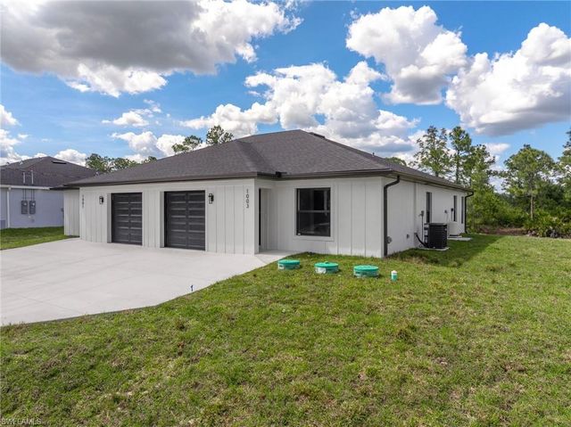 1001 E 12th ST, Lehigh Acres, FL 33972