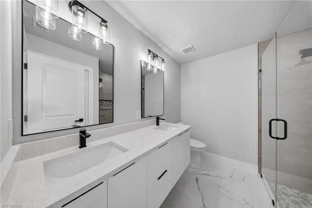 1001 E 12th ST, Lehigh Acres, FL 33972