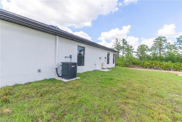 1001 E 12th ST, Lehigh Acres, FL 33972
