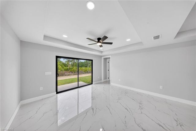 1001 E 12th ST, Lehigh Acres, FL 33972
