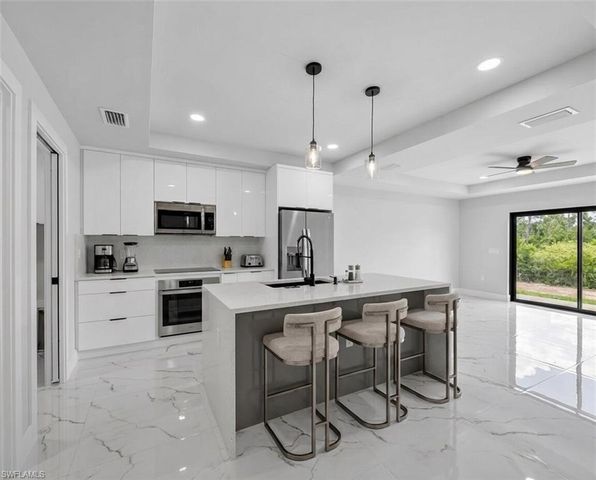 1001 E 12th ST, Lehigh Acres, FL 33972