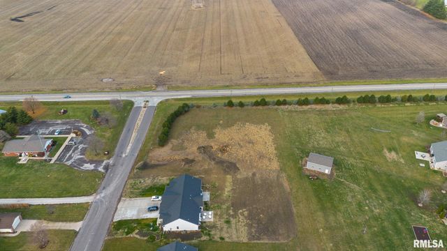 1920 - 1922 MAYFLOWER Drive, Pekin, IL 61554