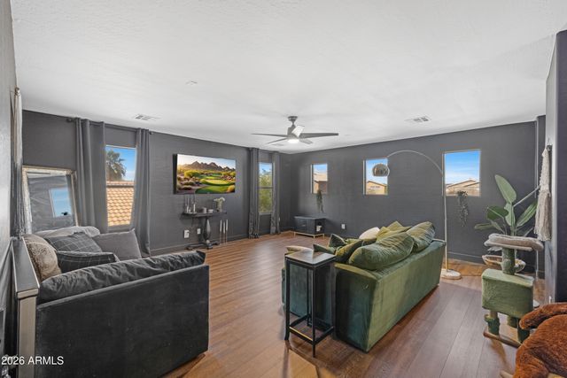 201 E MULE TRAIN Trail, San Tan Valley, AZ 85143