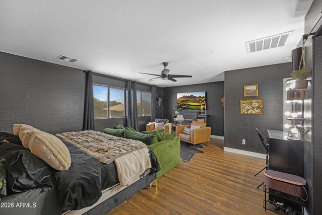 201 E MULE TRAIN Trail, San Tan Valley, AZ 85143