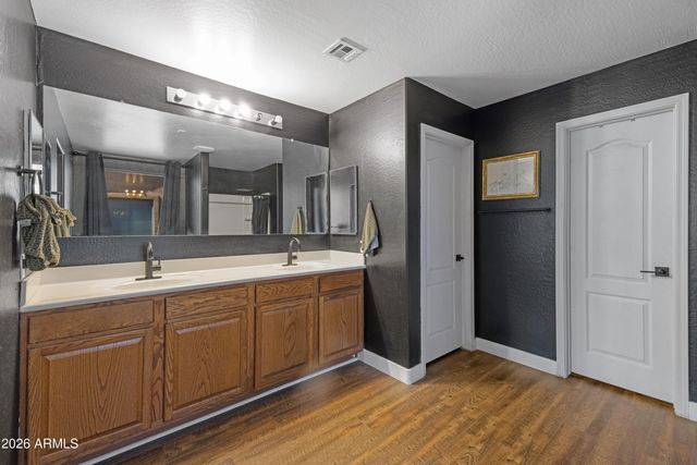 201 E MULE TRAIN Trail, San Tan Valley, AZ 85143