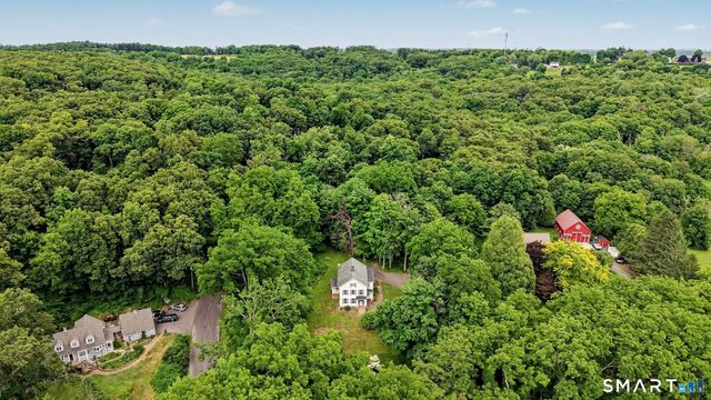 33 Hatch Road, Bridgewater, CT 06752