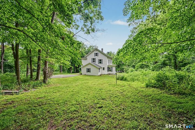33 Hatch Road, Bridgewater, CT 06752
