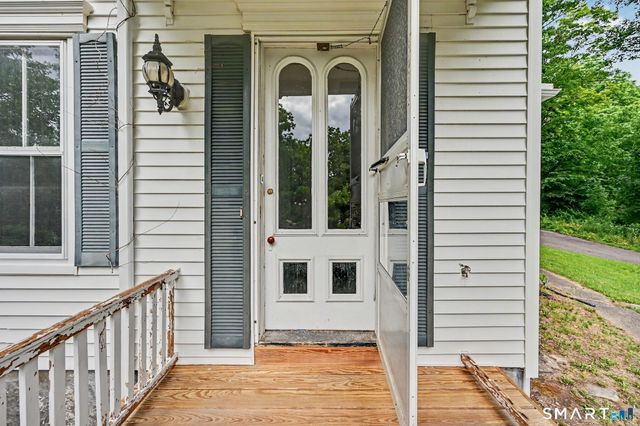 33 Hatch Road, Bridgewater, CT 06752