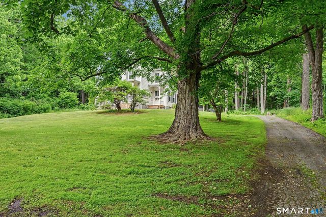 33 Hatch Road, Bridgewater, CT 06752
