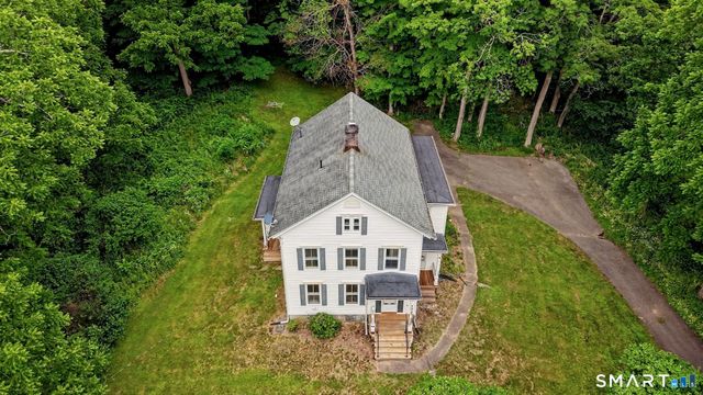 33 Hatch Road, Bridgewater, CT 06752
