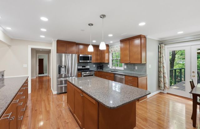 3267 Gondola Drive, Lexington, KY 40513