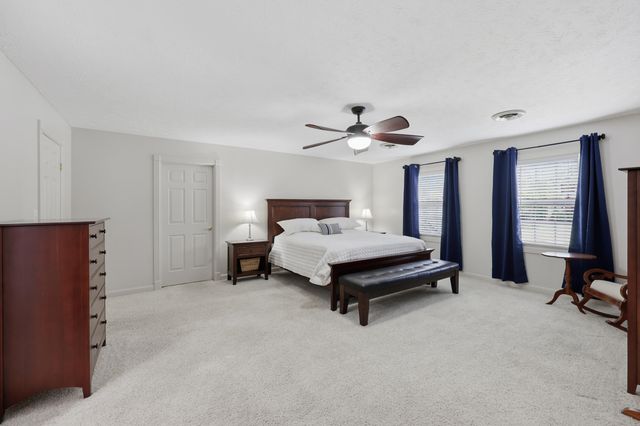 3267 Gondola Drive, Lexington, KY 40513