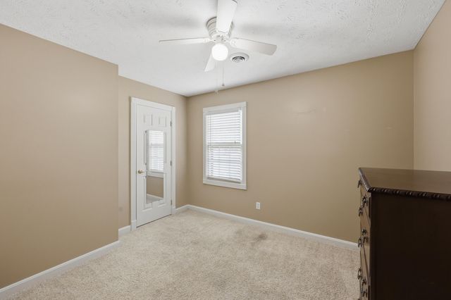3267 Gondola Drive, Lexington, KY 40513