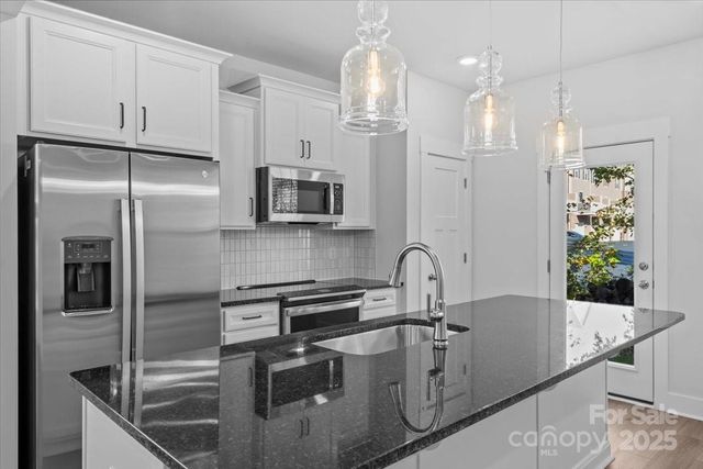 55 Moon Haven Way, Arden, NC 28704