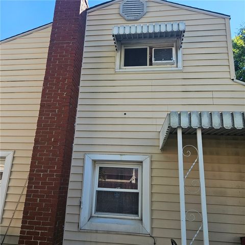 121 Powell Avenue, Fairborn, OH 45324