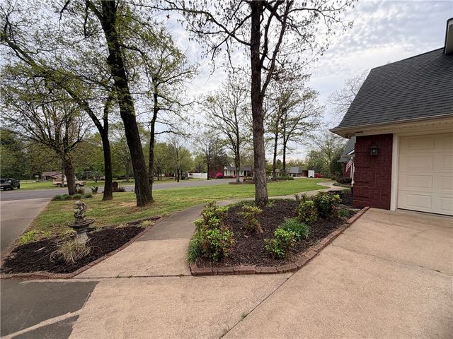 14 Jamie Lane, Clarksville, AR 72830