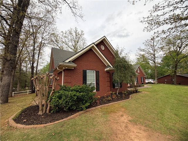 14 Jamie Lane, Clarksville, AR 72830