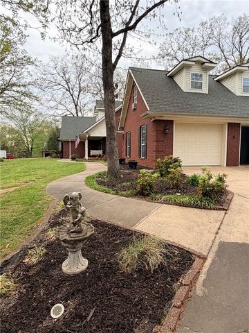 14 Jamie Lane, Clarksville, AR 72830