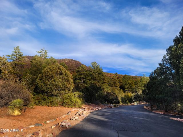 5579 W SOLITUDE TRAILS Loop, Pine, AZ 85544