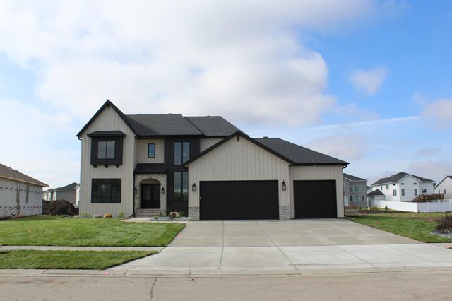 3248 66th Avenue S, Fargo, ND 58104