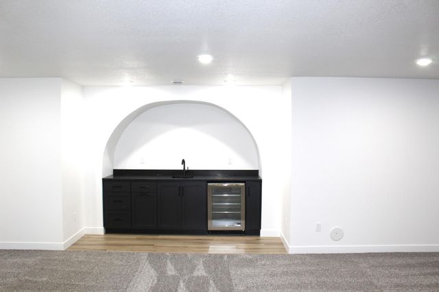 3248 66th Avenue S, Fargo, ND 58104