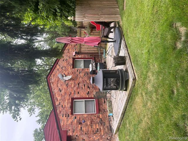 305 Goldengate Street, Lake Orion, MI 48362