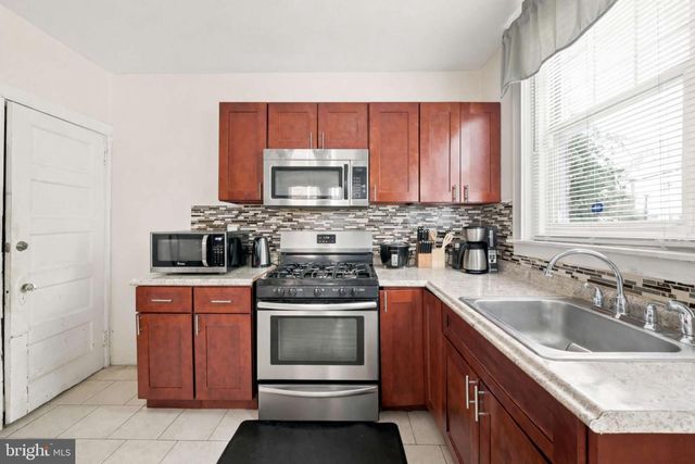 5326 N CAMAC ST, Philadelphia, PA 19141