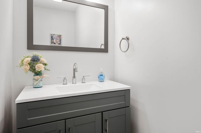 501 W Grant Street, Hartford City, IN 47348