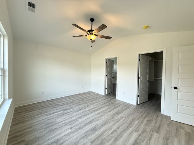 2102 Melanie Dr, Springfield, TN 37172