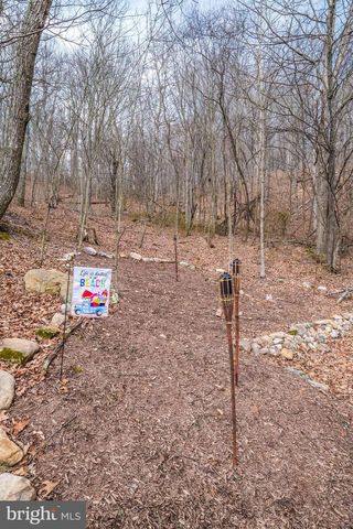 642 PADDYS RUN RD, Star Tannery, VA 22654