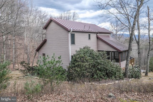 642 PADDYS RUN RD, Star Tannery, VA 22654
