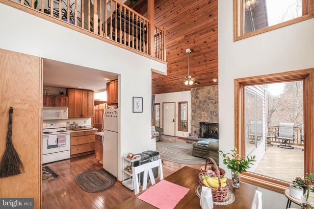 642 PADDYS RUN RD, Star Tannery, VA 22654