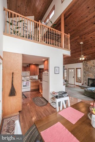 642 PADDYS RUN RD, Star Tannery, VA 22654